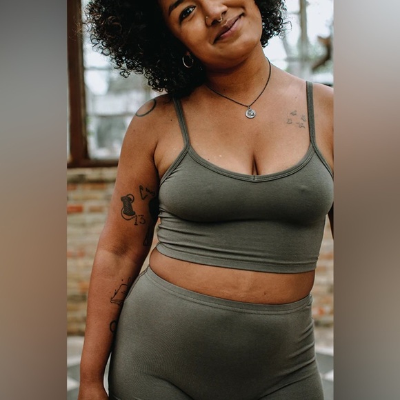 Sloomb Raven Lark Cami bra top, size M - Picture 3 of 7